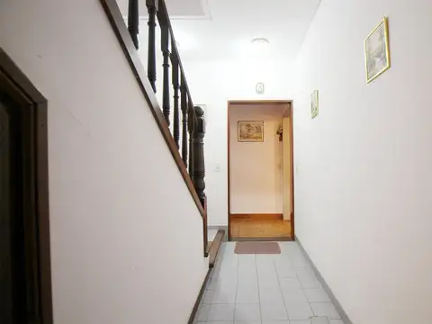 Depto Tipo Casa en Venta en Monte Castro, USD 349.900