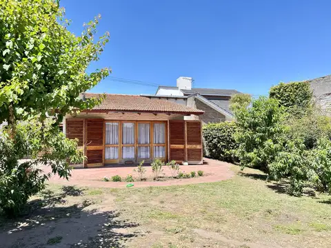 Casa 7 ambientes con 4 baños