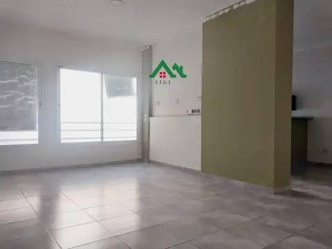Local comercial en alquiler sobre Chacabuco – Nueva Córdoba, excelente ubicación y gran circulación al 600