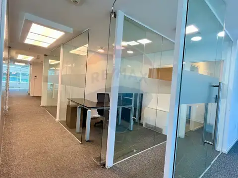 ALQUILER OFICINA EN WORLD TRADE CENTER 247m2