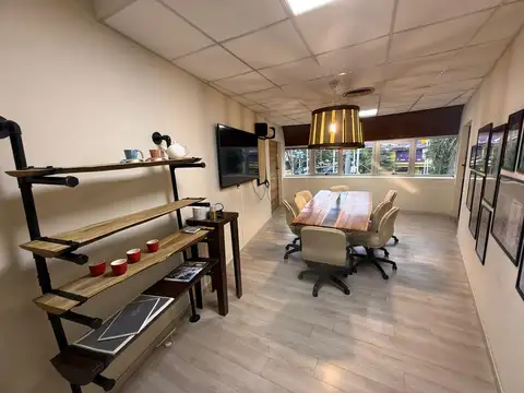 Oficina en Alquiler en Martínez Libertador / Río, USD 5.000
