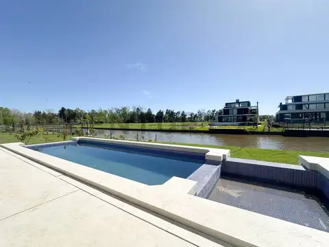 Casa en Alquiler al Norte