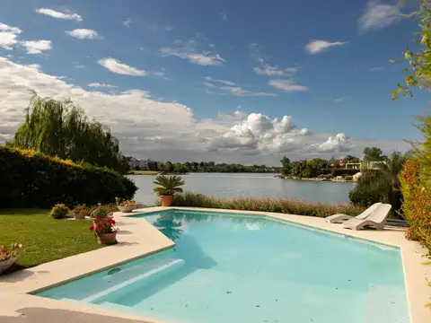 Casa en Venta en Troncos del Talar, USD 1.590.000