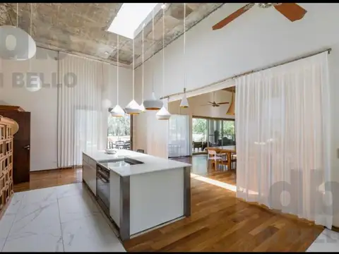 Casa en venta en Chacras del Parana