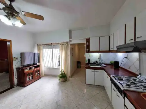 Depto Tipo Casa en Venta 41 años