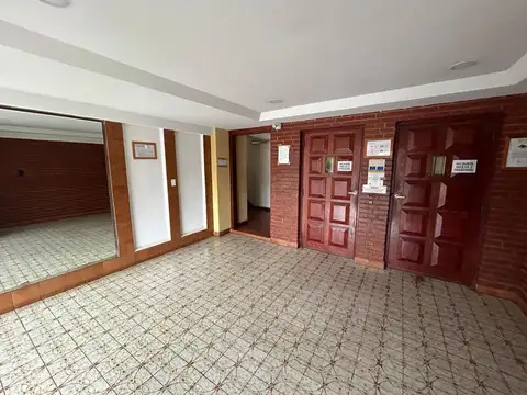 24 100, Piso 6°