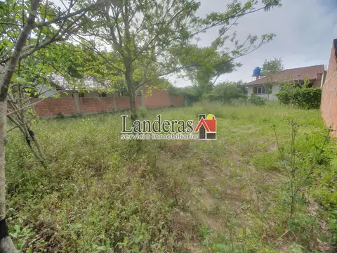 Casa 3 amb. sobre lote propio de 500 - Una cuadra y media del mar!