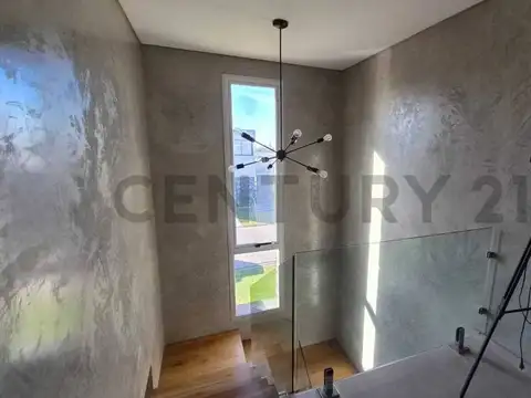 CASA EN VENTA EN LUJAN DE CUYO
