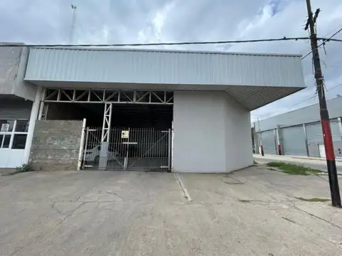 Galpón 400 m² - Dr Riva y Oroño