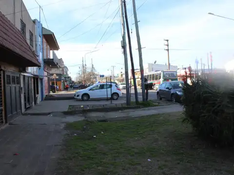 Depto Tipo Casa en Venta de 4 ambientes