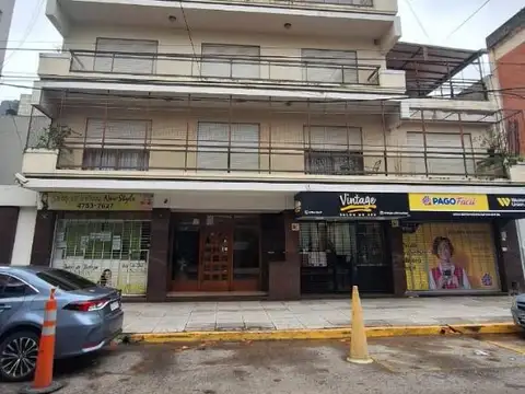 VENTA DEPARTAMENTO 3 AMBIENTES CON COCHERA SAN MARTIN CENTRO