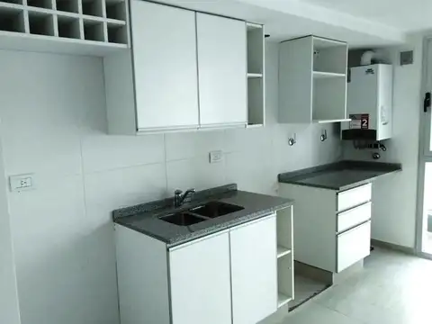 DEPARTAMENTO DE 2 AMBIENTES EN ALQUILER EN LOMAS DE ZAMORA.