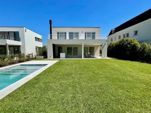 Casa en Alquiler en Nordelta Castaños, USD 3.400