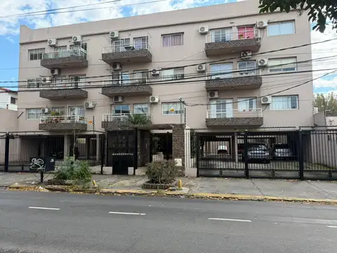Cochera Fija en Munro .. Villate 4800