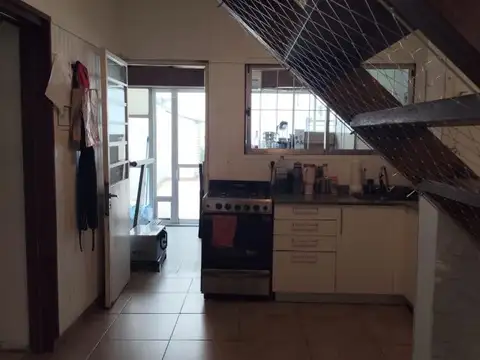 Depto Tipo Casa en Alquiler con 1 cocheras
