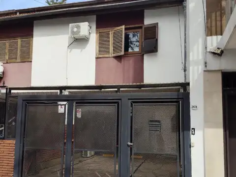 Duplex , Bajo Belgrano, 3 dorm con Cochera y patio