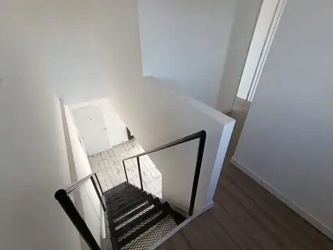 Depto Tipo Casa en Venta con 1 cocheras