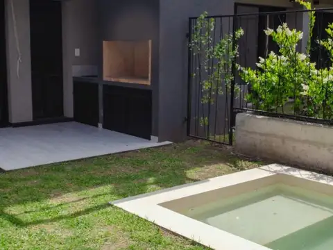 Wilde 455 bis 01 03 - VENTA Casa 2 Dormitorios con Terraza Exclusiva