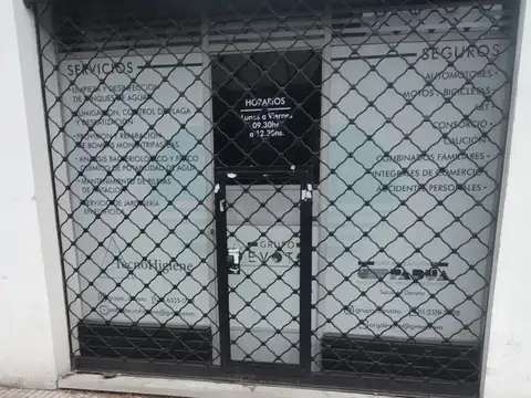 Local en Alquiler en Monte Castro, $ 850.000