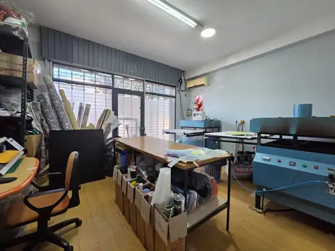 Casa 5 ambientes con 2 baños