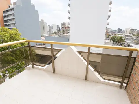 Departamento en Alquiler en Moron Norte, $ 580.000