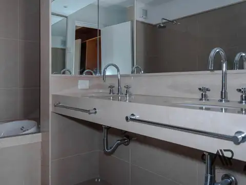 Departamento en Venta en Punta del Este, USD 850.000