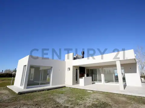 CASA EN VENTA EN HARAS DEL SUR 3 A ESTRENAR