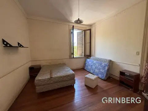Venta PH 7 Amb. con Terraza en San Cristobal
