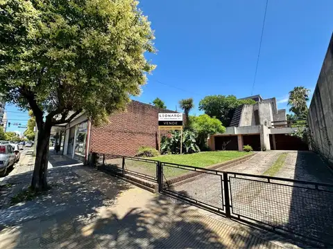 Casa en venta sobre Av. Tapia de Cruz, Escobar   -   ID 5602