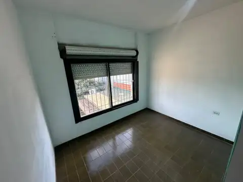 Oficina en Alquiler en Merlo, $ 180.000