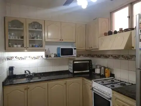 Casa en Venta en Villa del Parque, USD 240.000
