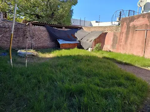 Local en Alquiler en Villa Scasso (Km.28), $ 400.000