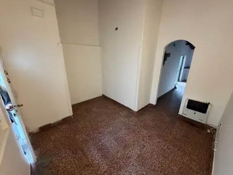 Casa - Alquiler - Argentina, San Miguel - Conesa 1100