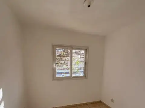 27 de febrero 159 , Piso 1