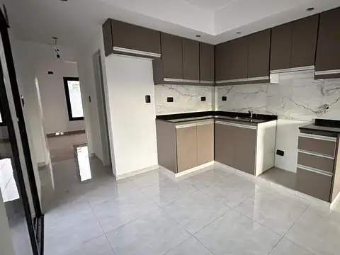 Pueyrredón 2700, Piso Pue