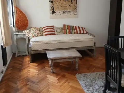 Av. Pueyrredon 1300, Piso 9