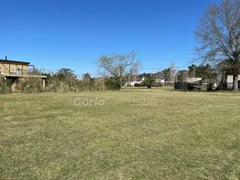 Terreno en Venta 30  mts Fondo