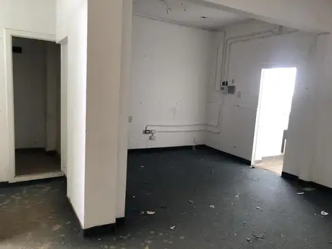 Local en Venta 76 años