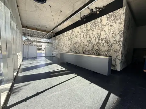 Oficina en Alquiler al Este