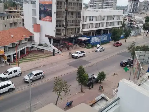 VENTA COCHERA CARLOS PAZ - A MTS TEATRO LUXOR