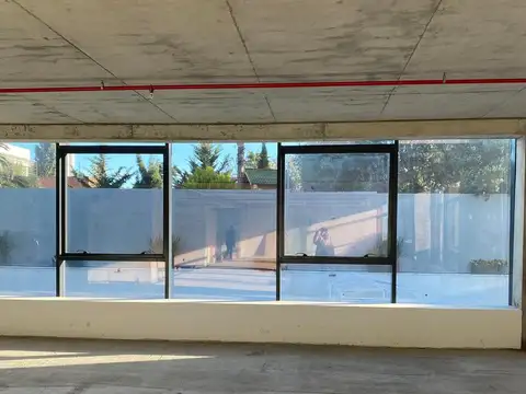 Oficina en Alquiler en Carrasco , USD 1.371