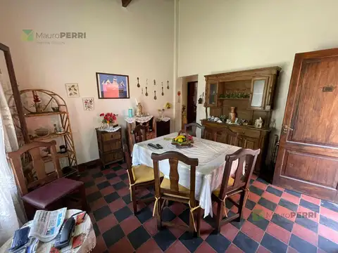 Depto Tipo Casa en Alquiler en Manuel B Gonnet, $ 700.000