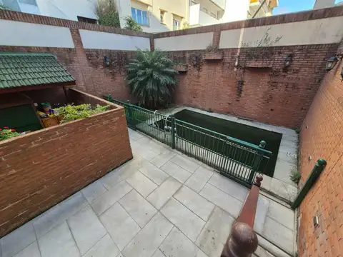 Depto Tipo Casa en Venta de 8 ambientes