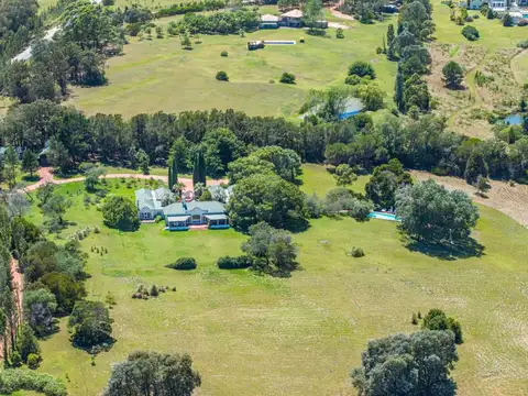 Chacra en venta de 34 has. con casa de 1200 mt2 100