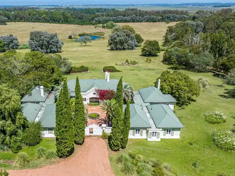 Chacra en venta de 34 ha. en La Barra con casa de 1200 m2