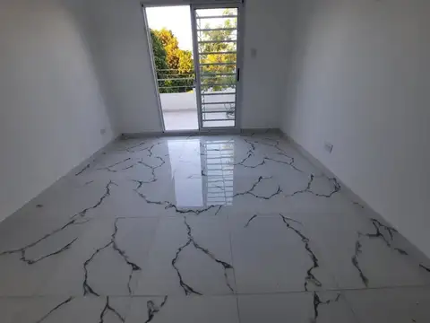 Departamento 3 ambientes con 1 baño