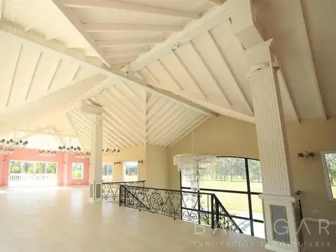 Terreno en Venta 20  mts Frente