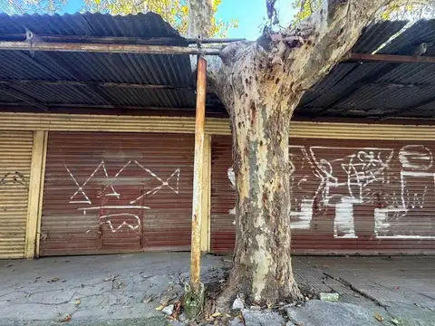 Local en Venta 40 años