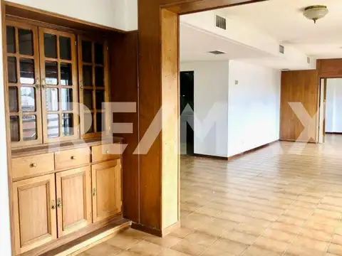 Departamento en Venta de 7 ambientes