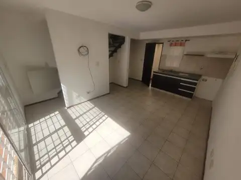 San Patricio 824 , Piso 0